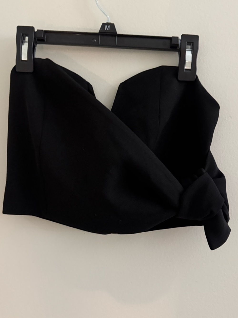 Express Black Strapless Twist-Front Crop Top